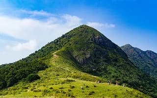 Phủ xanh Núi Thất Sơn ~23.000 ha